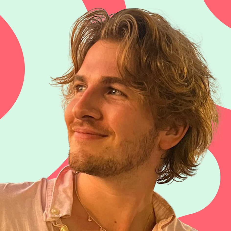 Headshot Hugo D Cook author