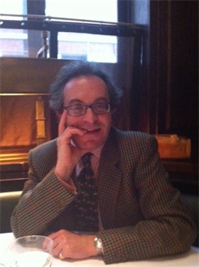 Headshot David Long author