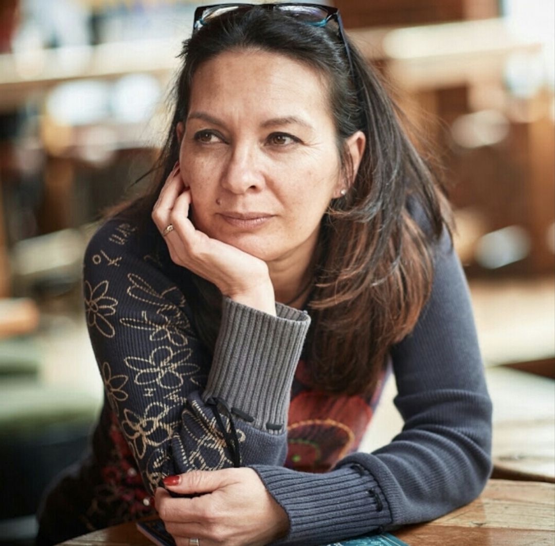 Emma Shevah headshot